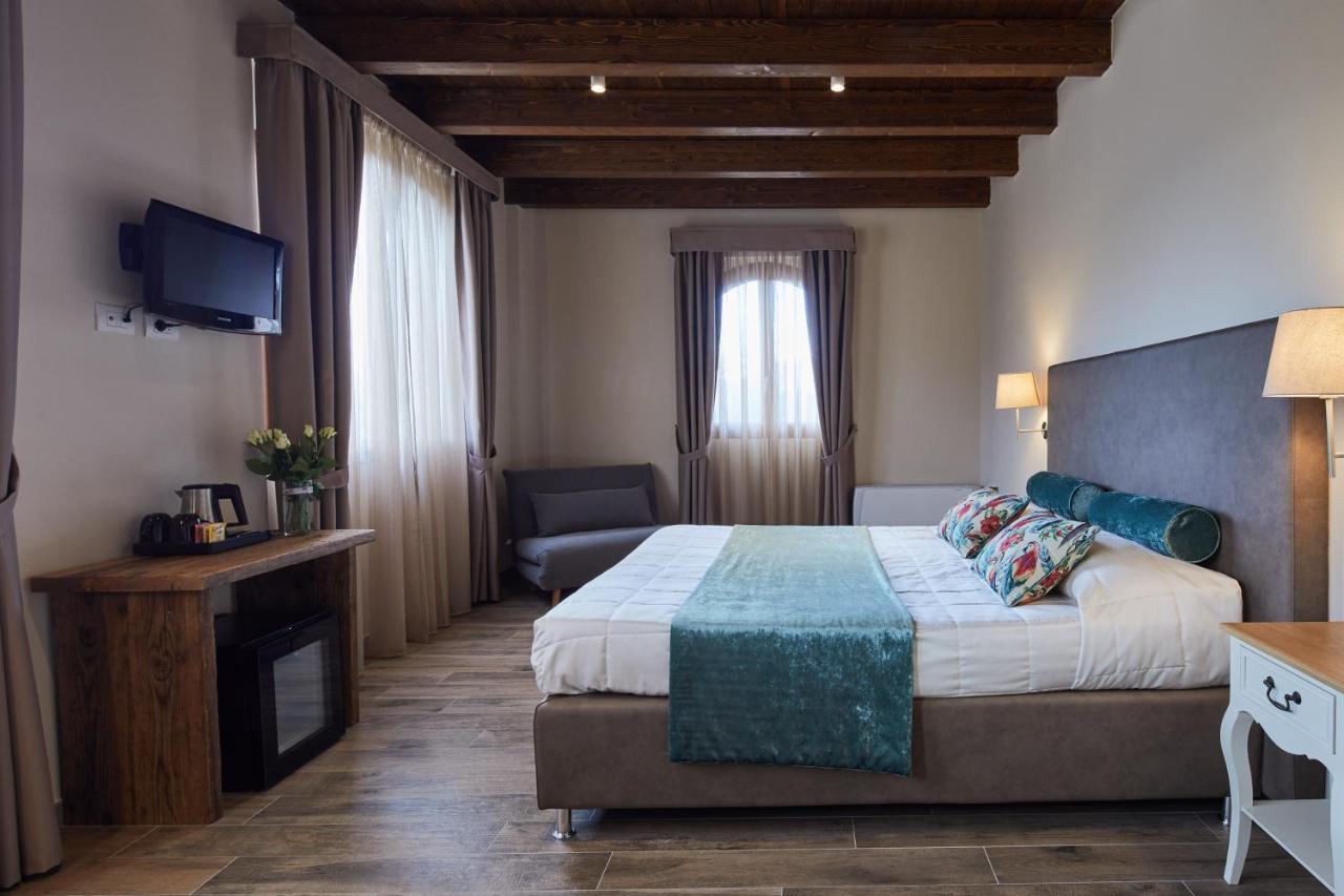 Il Castelluccio Country Resort Restaurant & Spa บาร์เบริโน ดิ มูเจลโล ภายนอก รูปภาพ