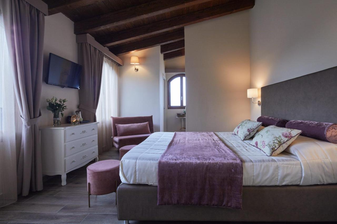 Il Castelluccio Country Resort Restaurant & Spa บาร์เบริโน ดิ มูเจลโล ภายนอก รูปภาพ