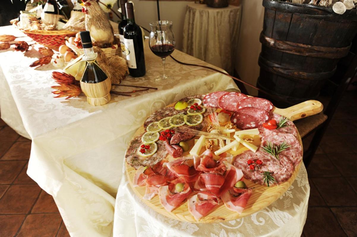 Il Castelluccio Country Resort Restaurant & Spa บาร์เบริโน ดิ มูเจลโล ภายนอก รูปภาพ